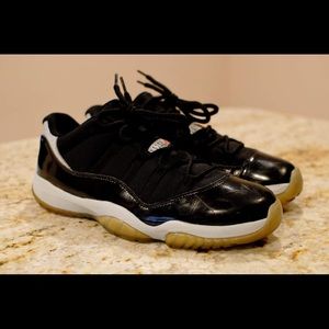 Air Jordan 11 Low “Infrared”